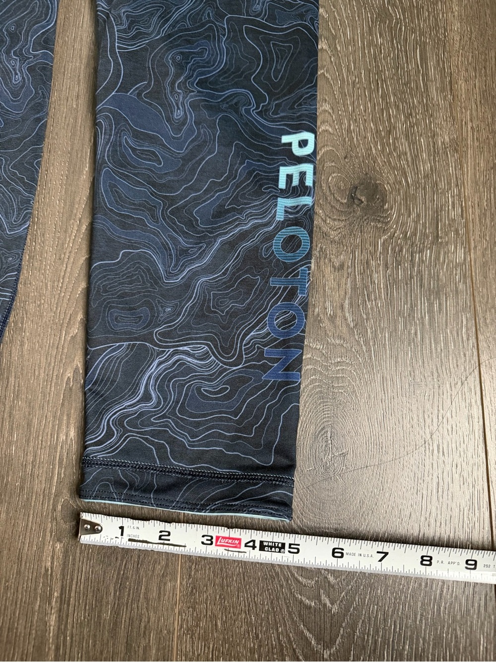 Peloton Crop Leggings Patterned High-Rise Performance Capris Blue Topographic - Picture 4 of 6